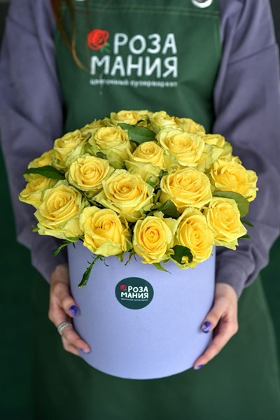 Шляпная коробка с желтыми розами - фото 6443