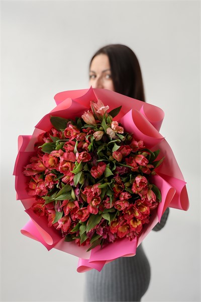 25 альстромерий микс 2400