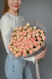 31 кустовая роза Грандмас Файнес Кэти -