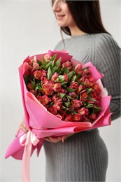 Большой букет альстромерий микс 2400