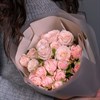 5 кустовых роз в упаковке - фото 5601