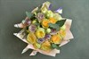 Композиция-букет "Ваниль" из кустовых пионовидных и одноголовых роз с эвкалиптом - фото 6942