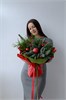 Новогодний букет с нобилисом и красными шарами 2419