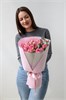 Кустовые розы с эвкалиптом розовые 5 шт 2484