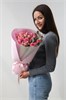 Кустовые розы с эвкалиптом розовые 5 шт 2484