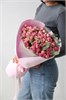 11 кустовых роз с эвкалиптом розовые 2485