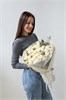 21 кустовая роза с эвкалиптом кремовые 2489